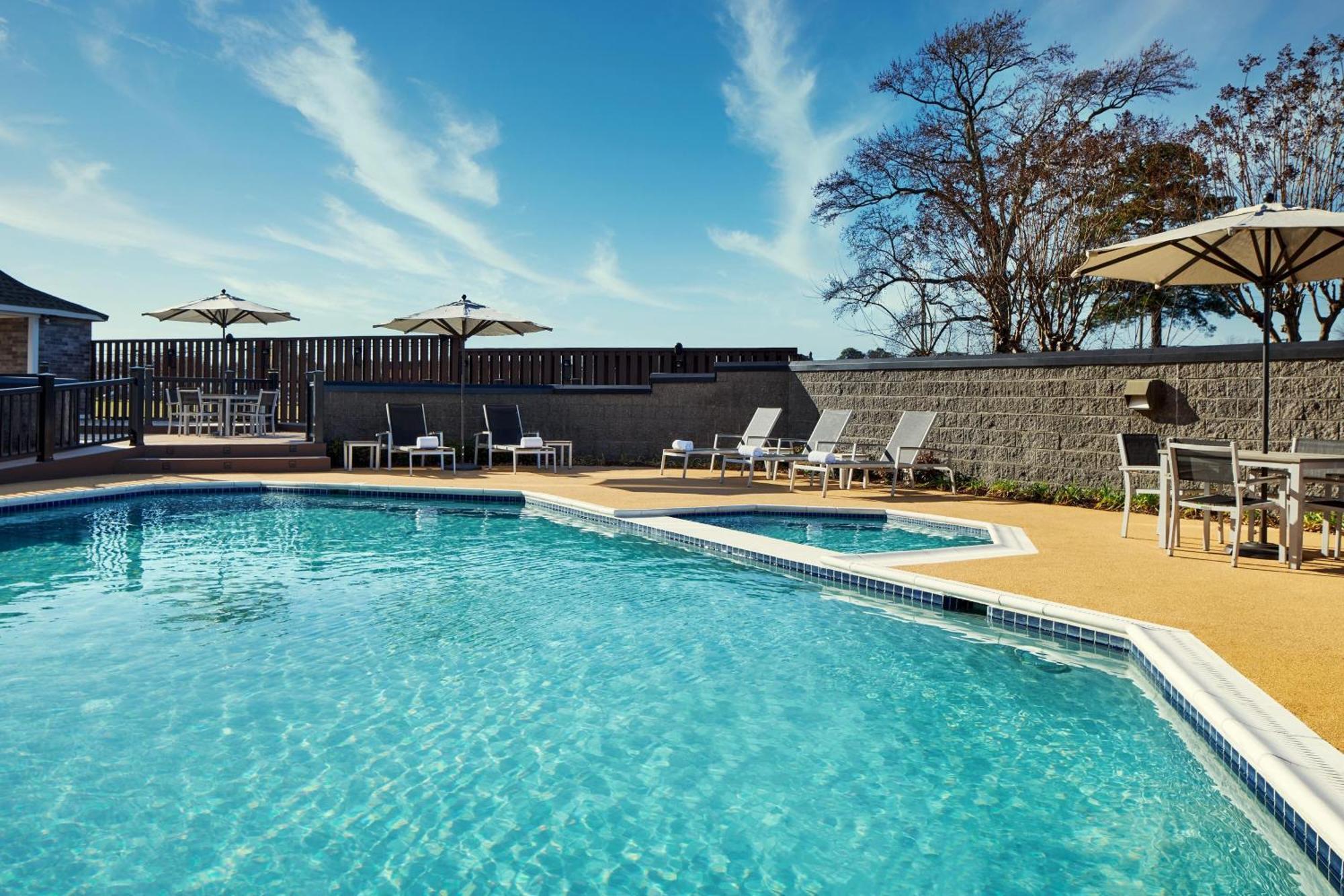 Sheraton Richmond Airport Hotel Sandston Bagian luar foto