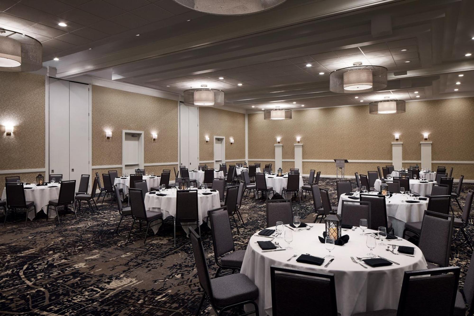 Sheraton Richmond Airport Hotel Sandston Bagian luar foto